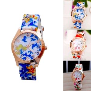 Women Watch Printed Flowr Watch New